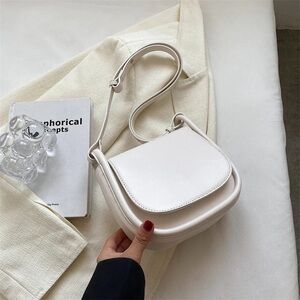 Mini White Crossbody Bag – Elegant Leather Shoulder Handbag